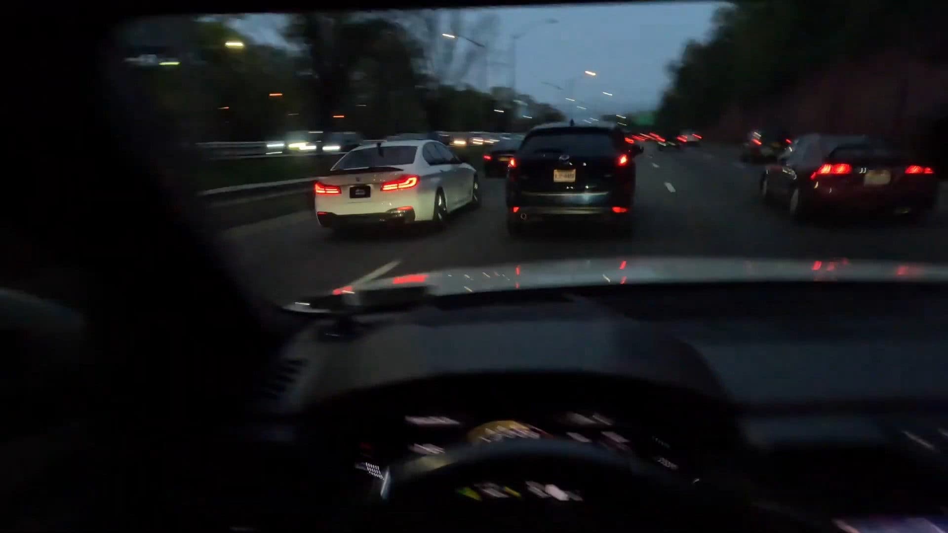 Squeeze Benz - Buggin' In Urus 1