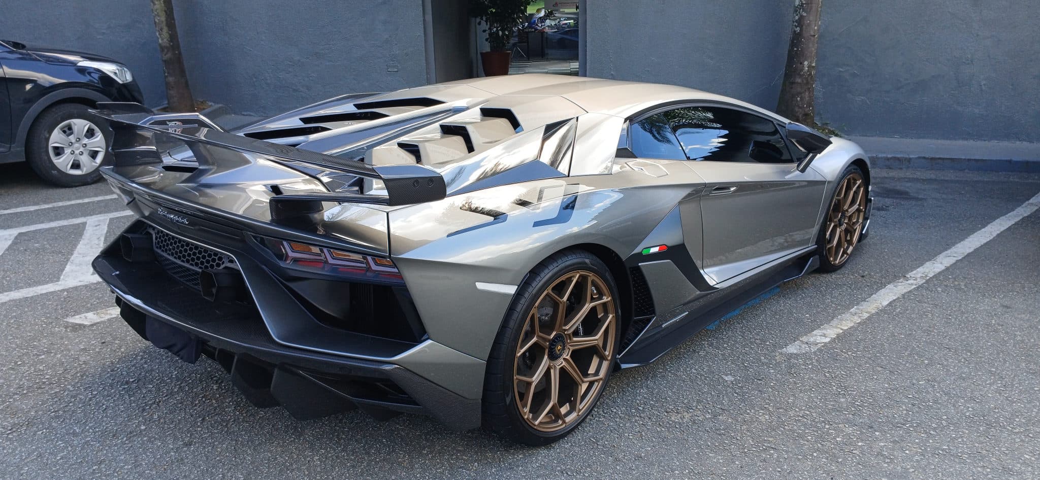 Lamborghini svj