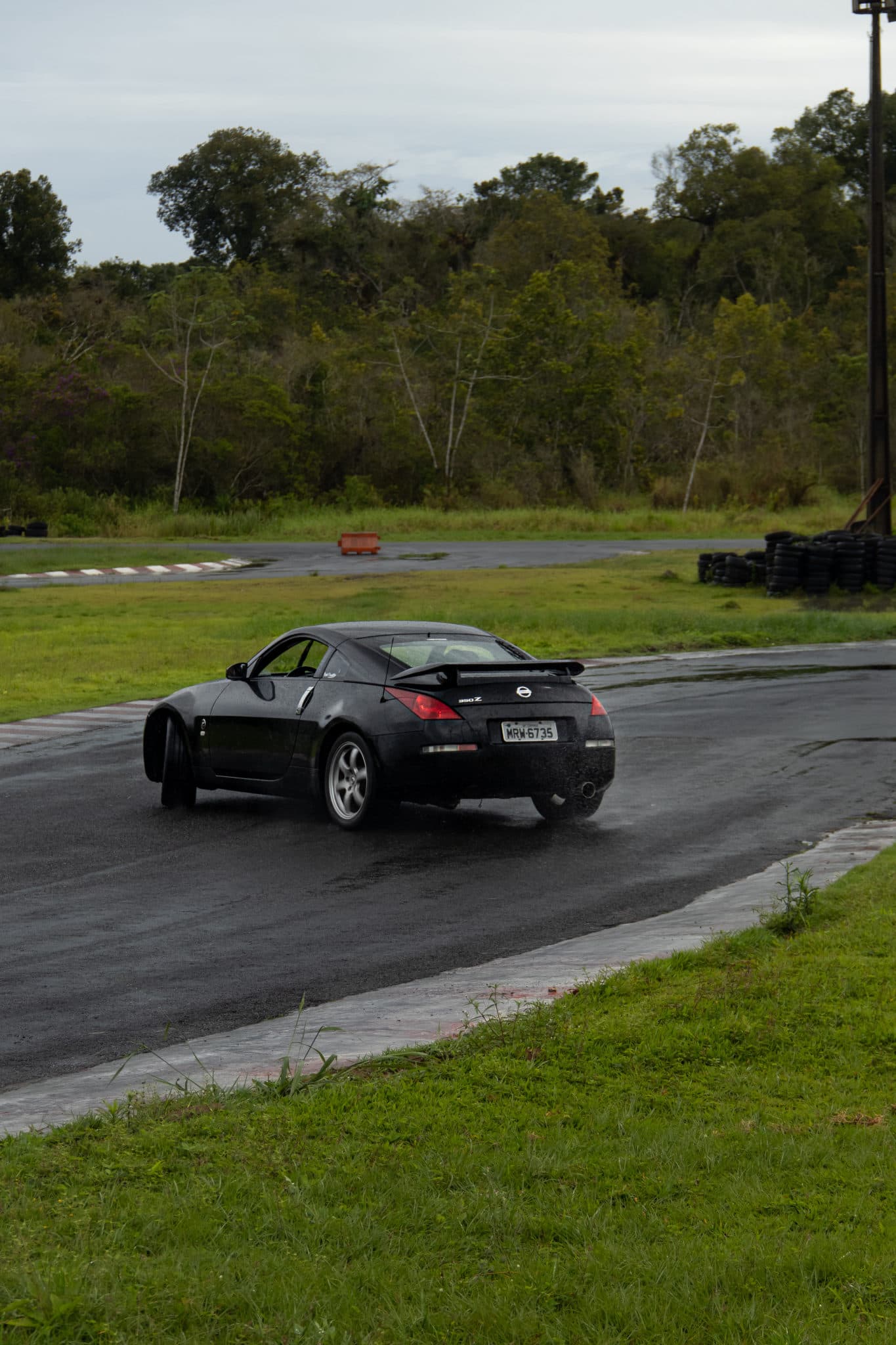 Alguns registros para vocês do nosso ultimo treino que tivemos. 

#RoadPredatorGarage
#Nissan350Z #Drift
#Tandem #ᴇxᴘʟᴏʀᴀʀ