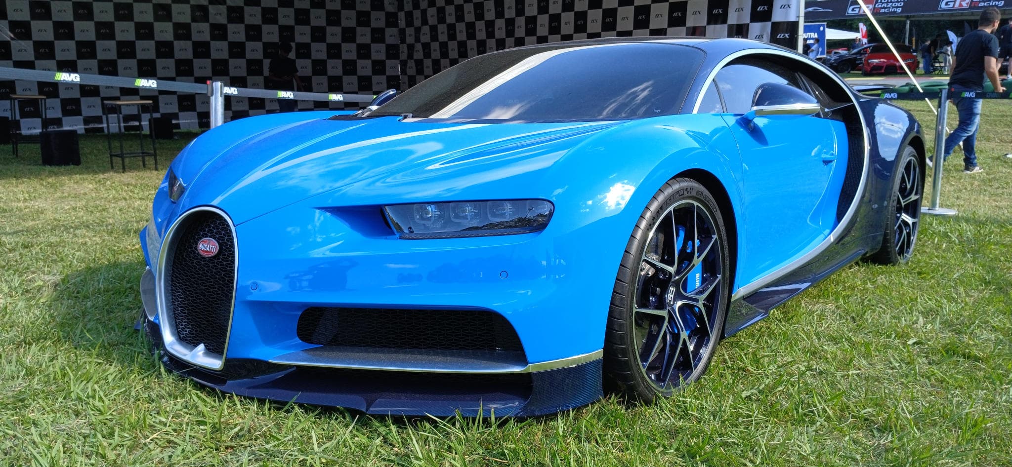Bugatti chiron-1