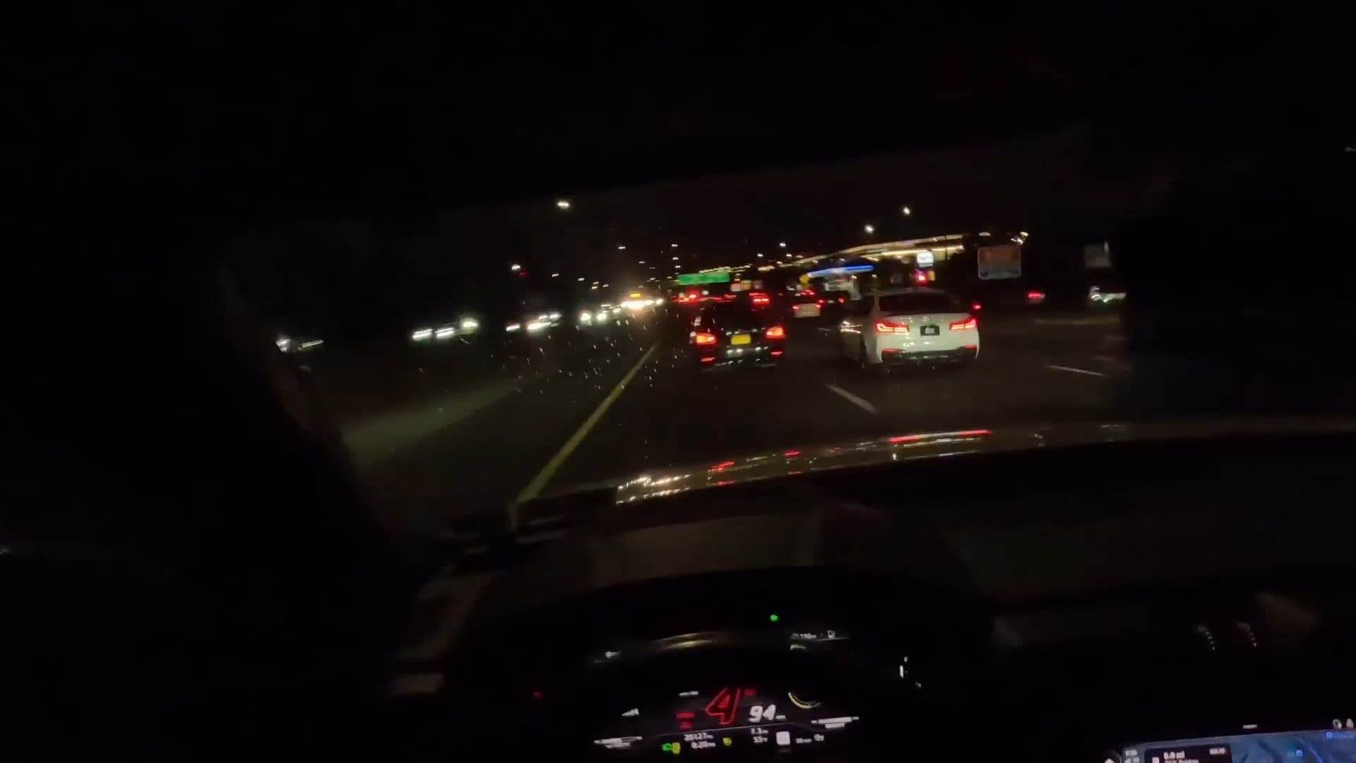 Squeeze Benz - Buggin' In Urus 2
