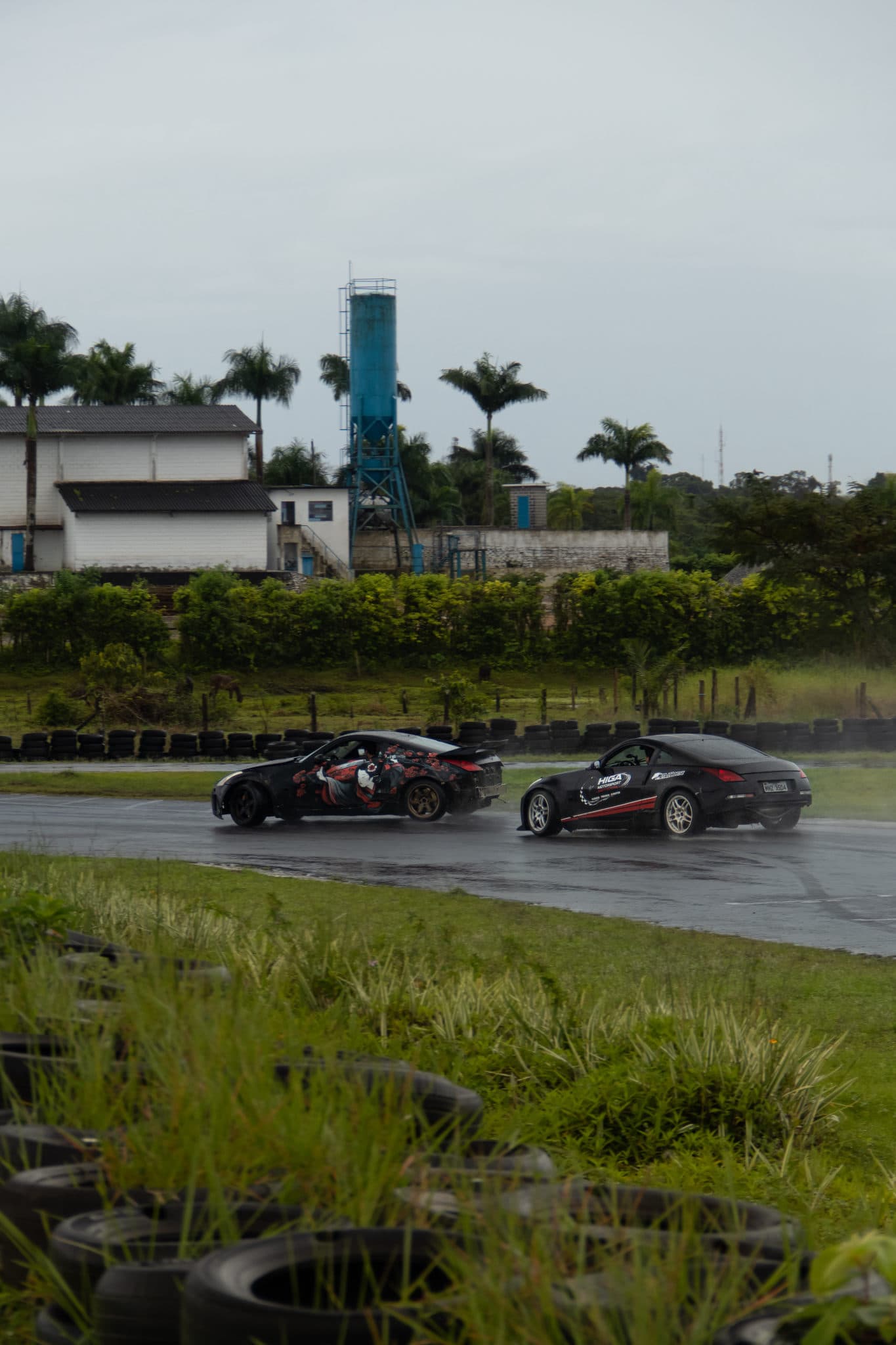 Alguns registros para vocês do nosso ultimo treino que tivemos. 

#RoadPredatorGarage
#Nissan350Z #Drift
#Tandem #ᴇxᴘʟᴏʀᴀʀ
