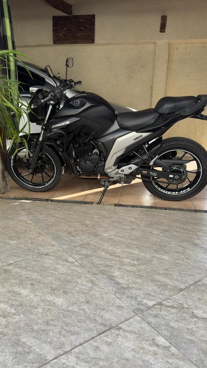 PRIMEIRO ROLE DE MOTO