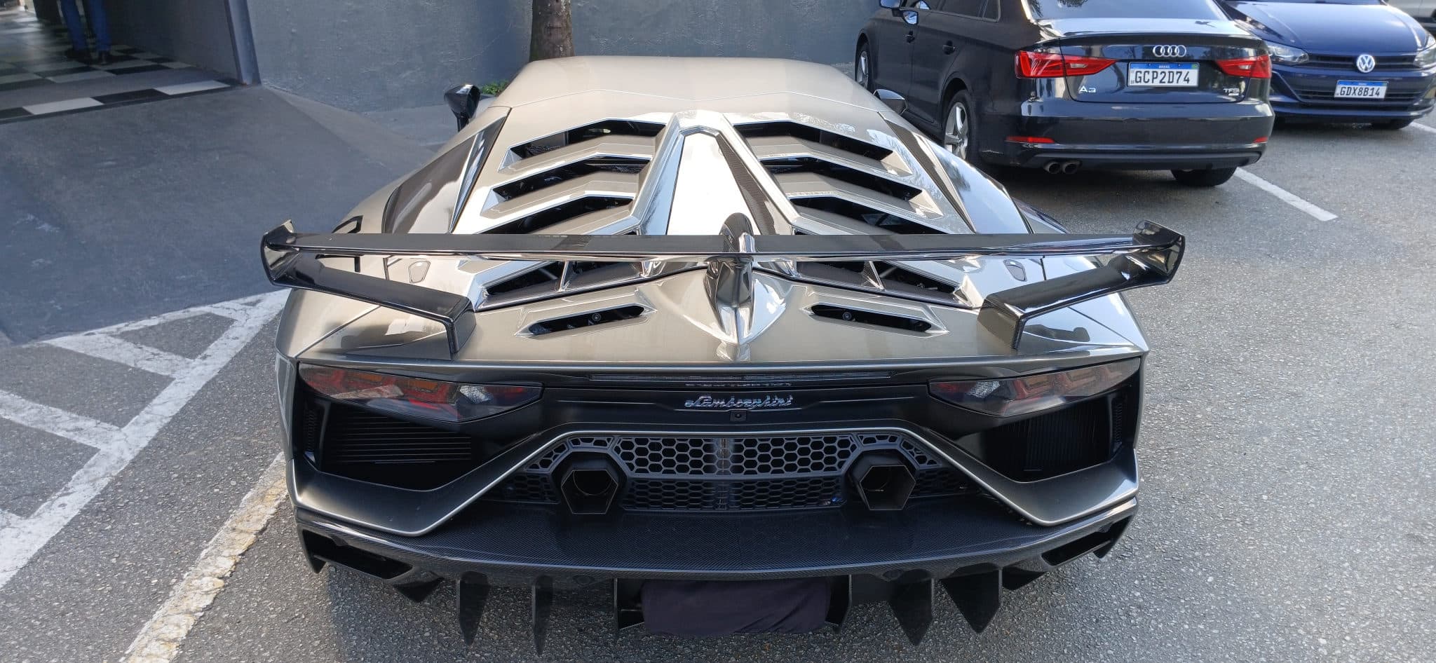 Lamborghini svj