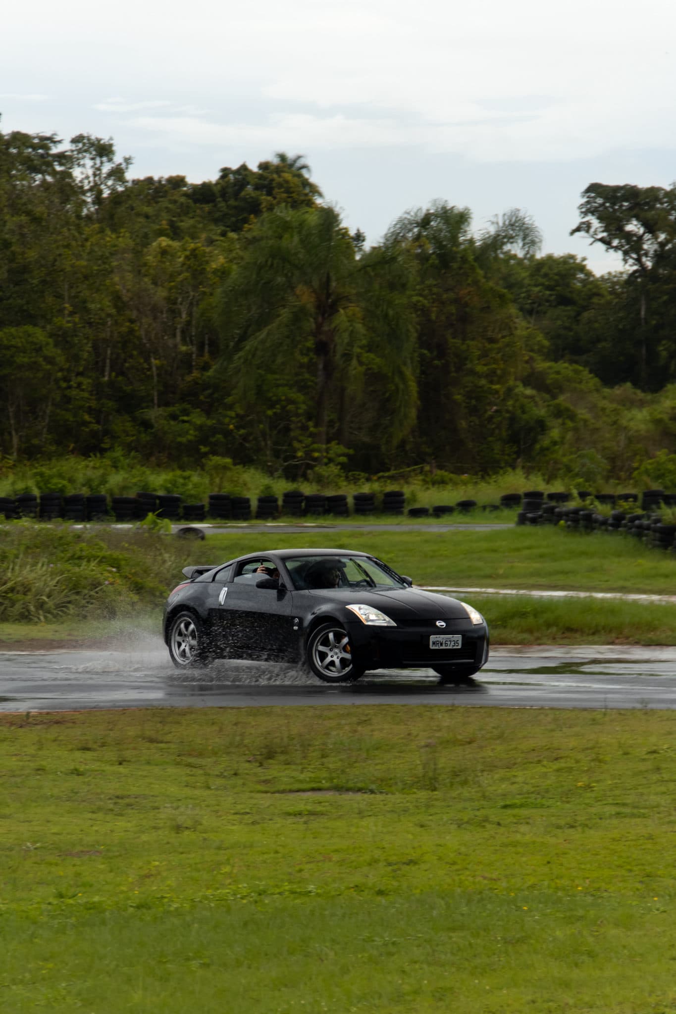 Alguns registros para vocês do nosso ultimo treino que tivemos. 

#RoadPredatorGarage
#Nissan350Z #Drift
#Tandem #ᴇxᴘʟᴏʀᴀʀ