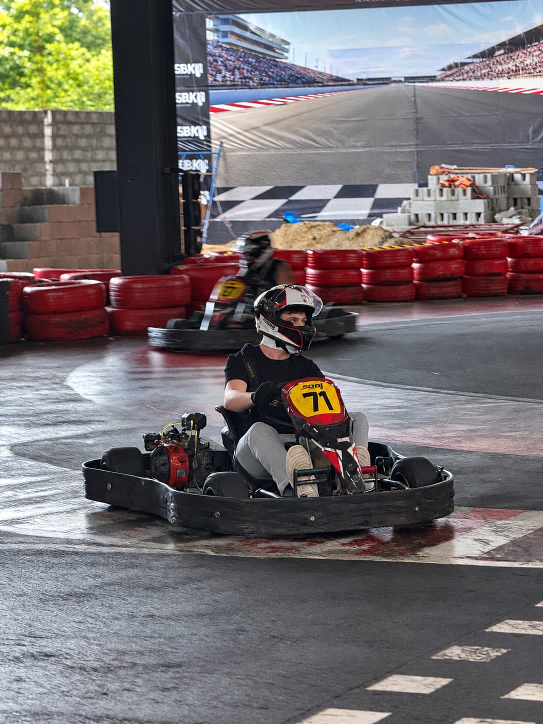 🏎️