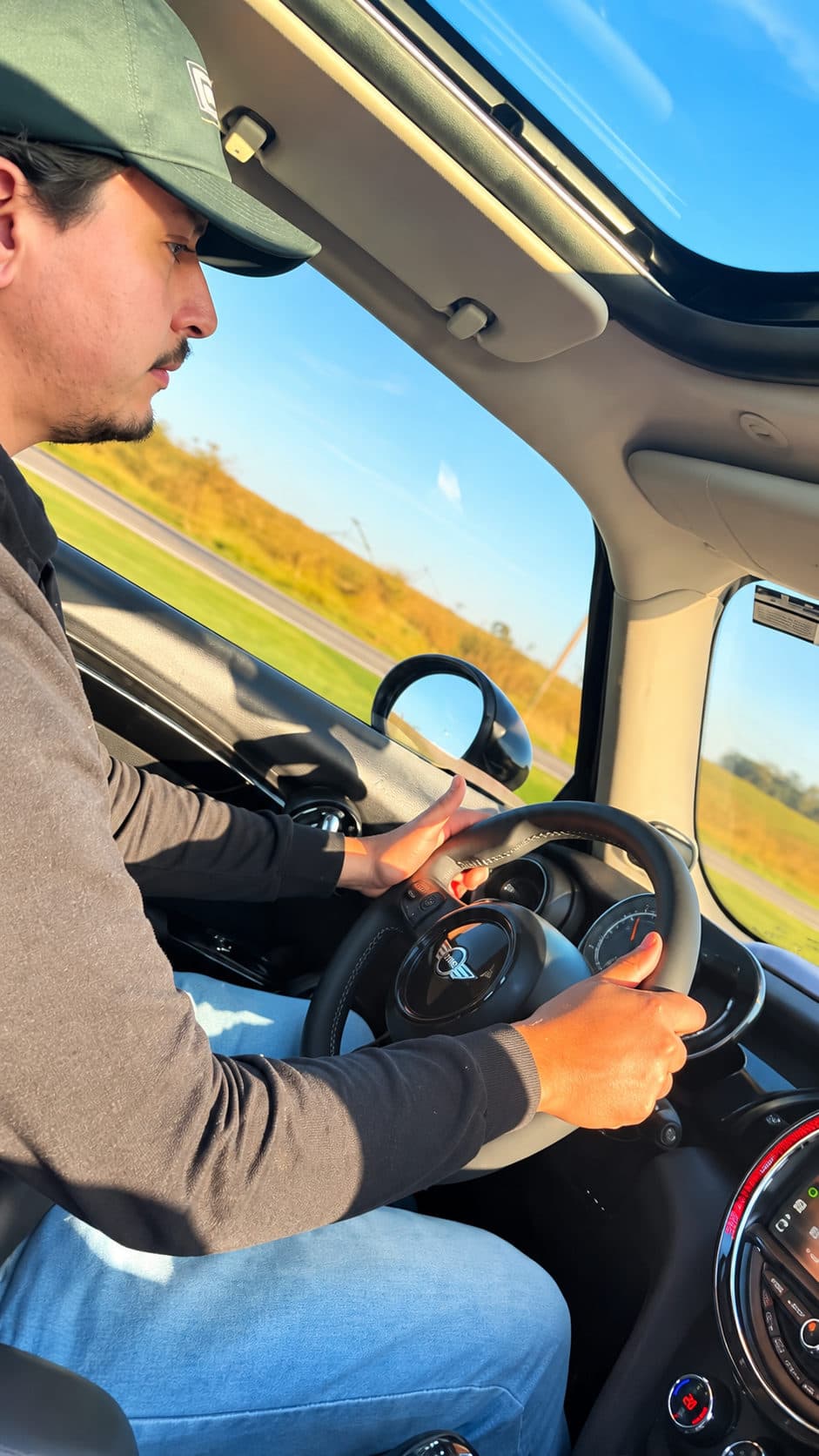 Experiências que viram histórias e amizades que só a paixão por carros pode proporcionar